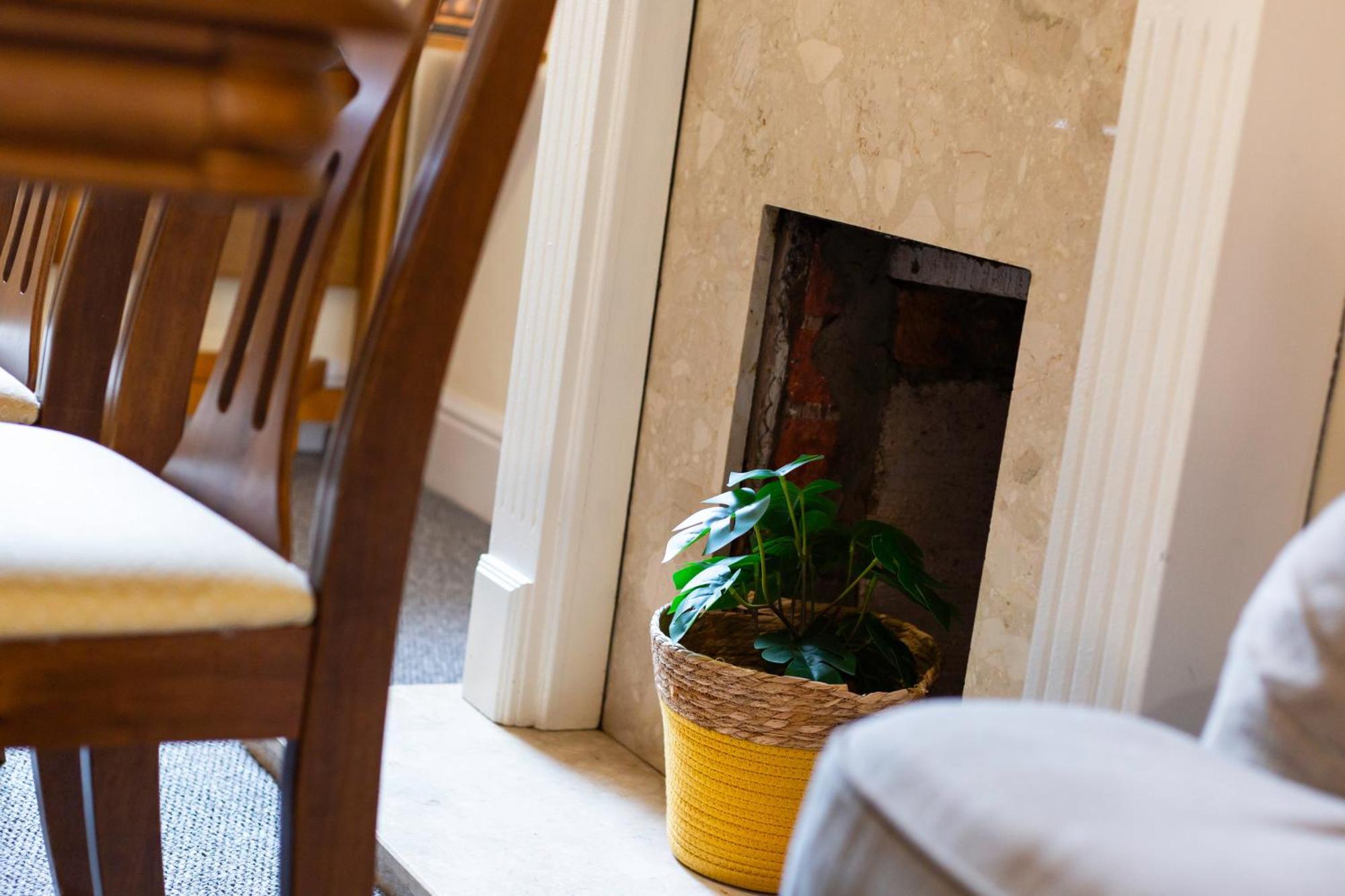 Newly Launched 3 Bedroom House With Free Parking Litherland Εξωτερικό φωτογραφία